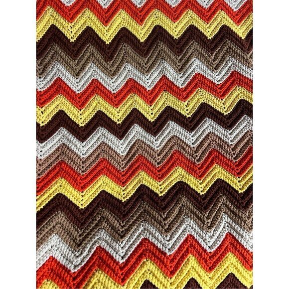 Vintage 1970s Afghan Blanket Throw - Picture 2 of 3